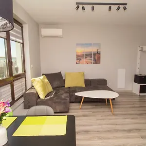 Vista Suites Warna
